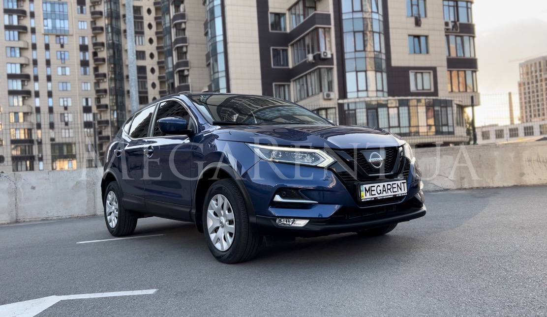 Car rental Nissan Rogue in Kyiv - photo 1