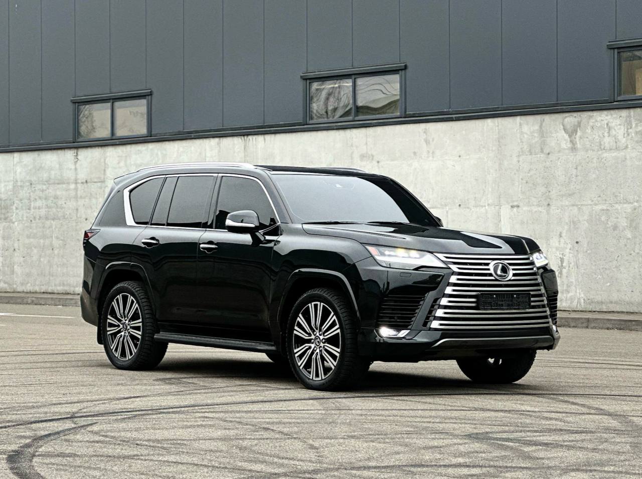 Lexus LX 500 2024