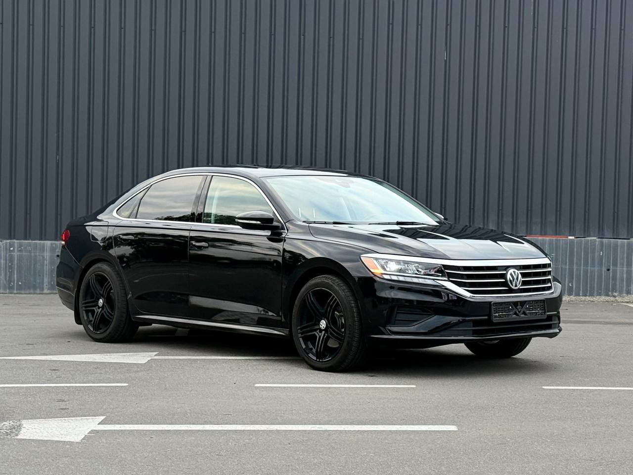   Volkswagen Passat   - 