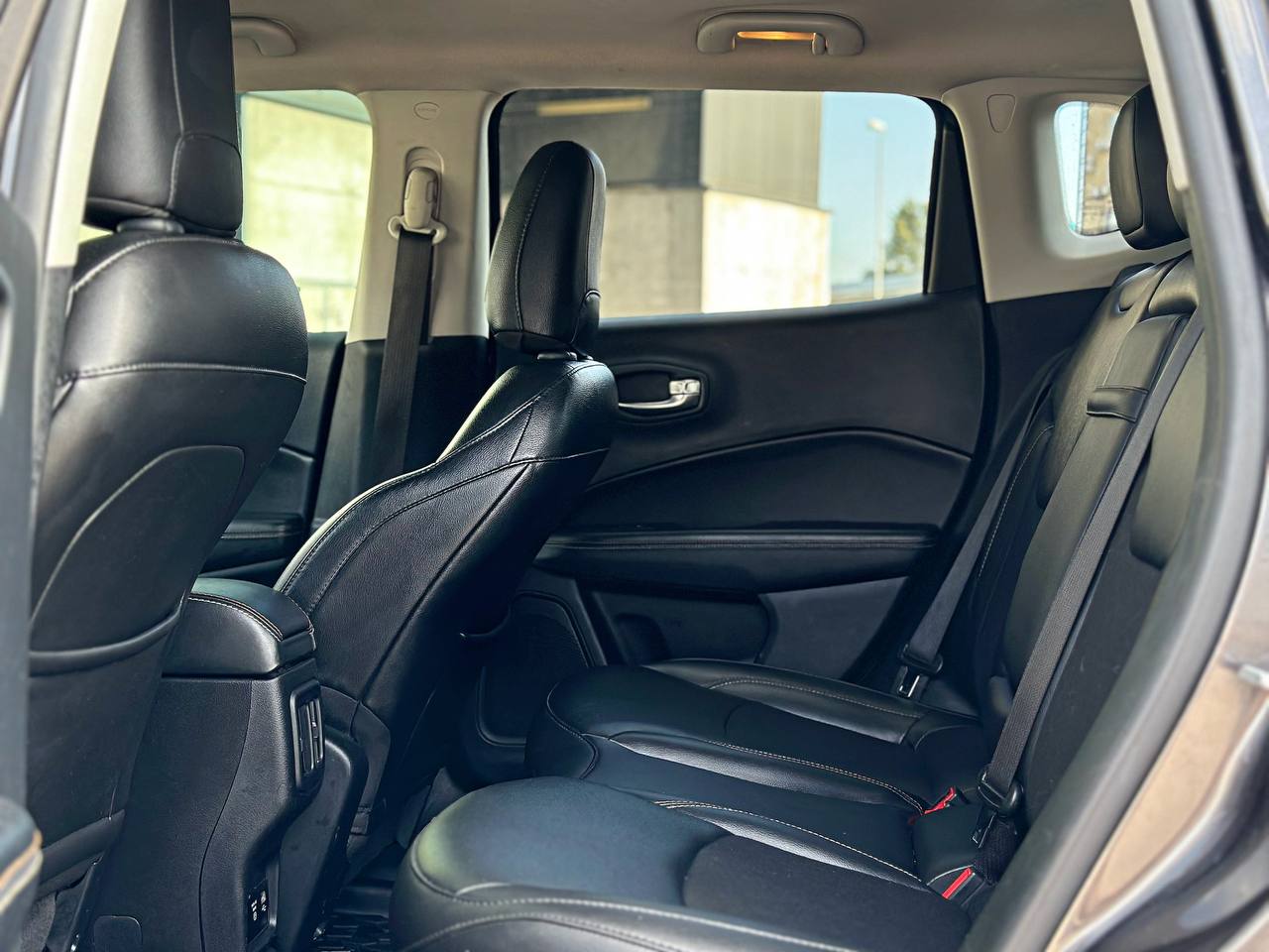   JEEP COMPASS   -  8