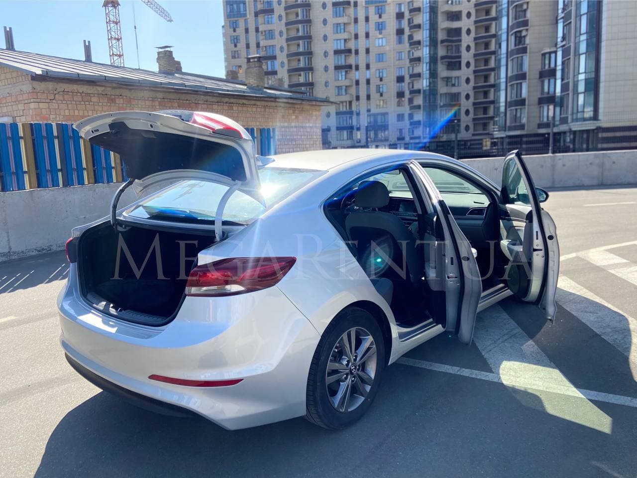 Car rental Hyundai Elantra in Kyiv - photo 6
