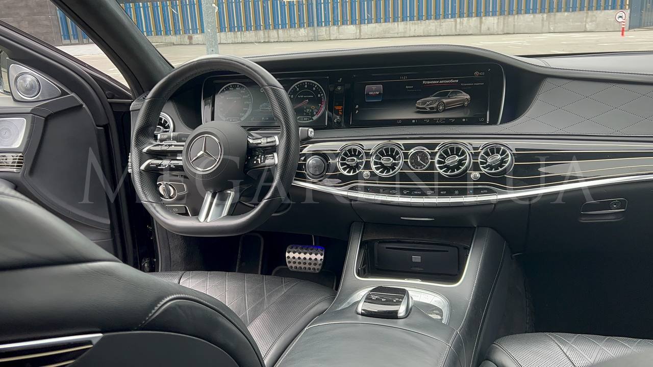   Mercedes-Benz w222   -  5