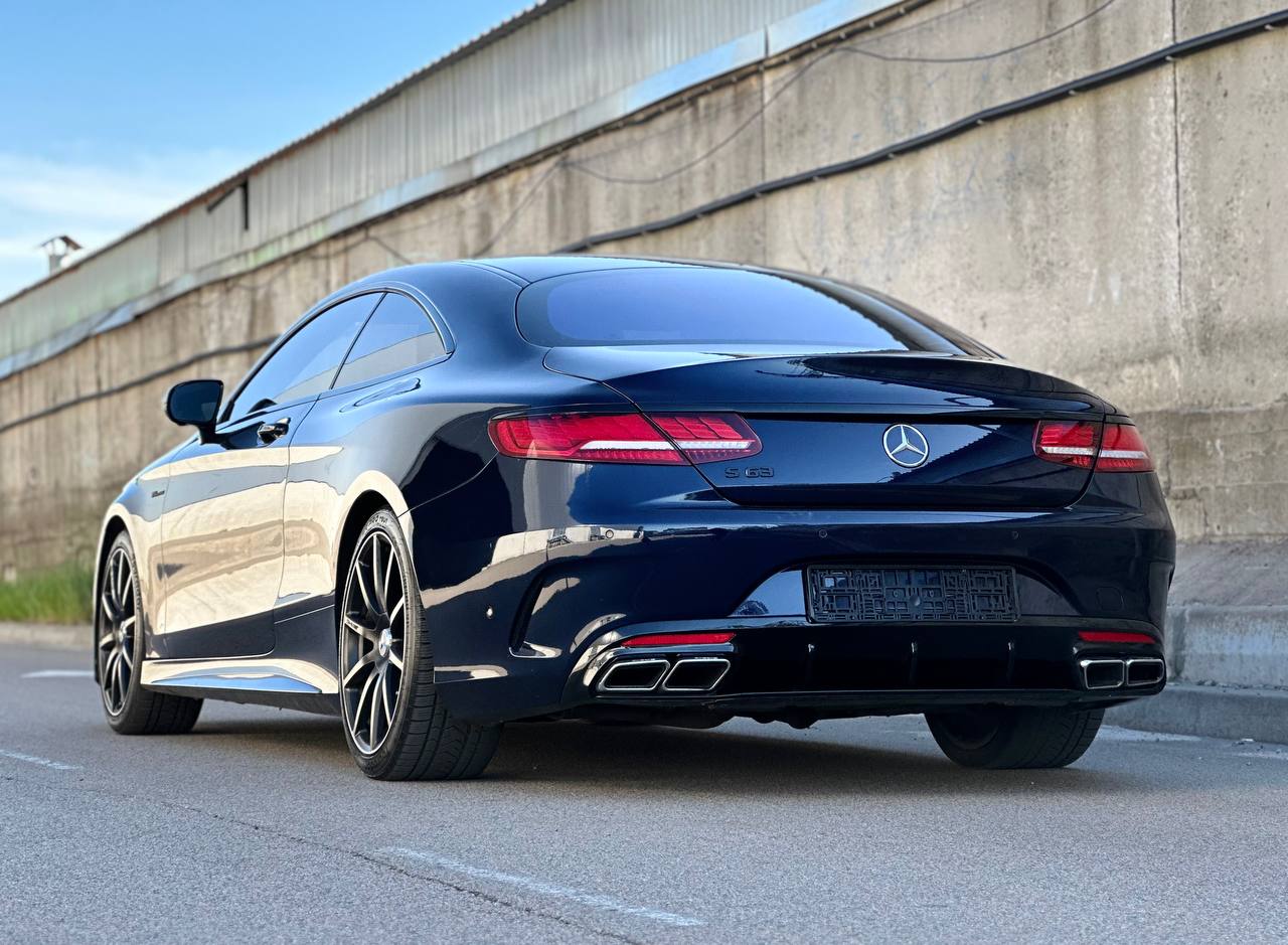   Mercedes-Benz W217 S560 AMG Coupe   -  6