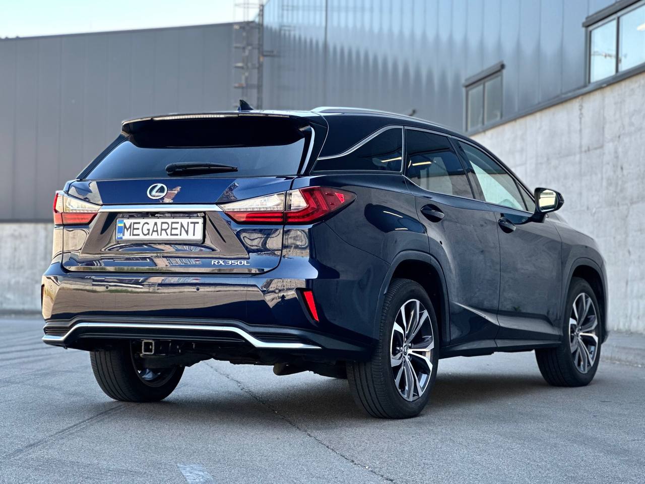   Lexus RX 350L   -  4