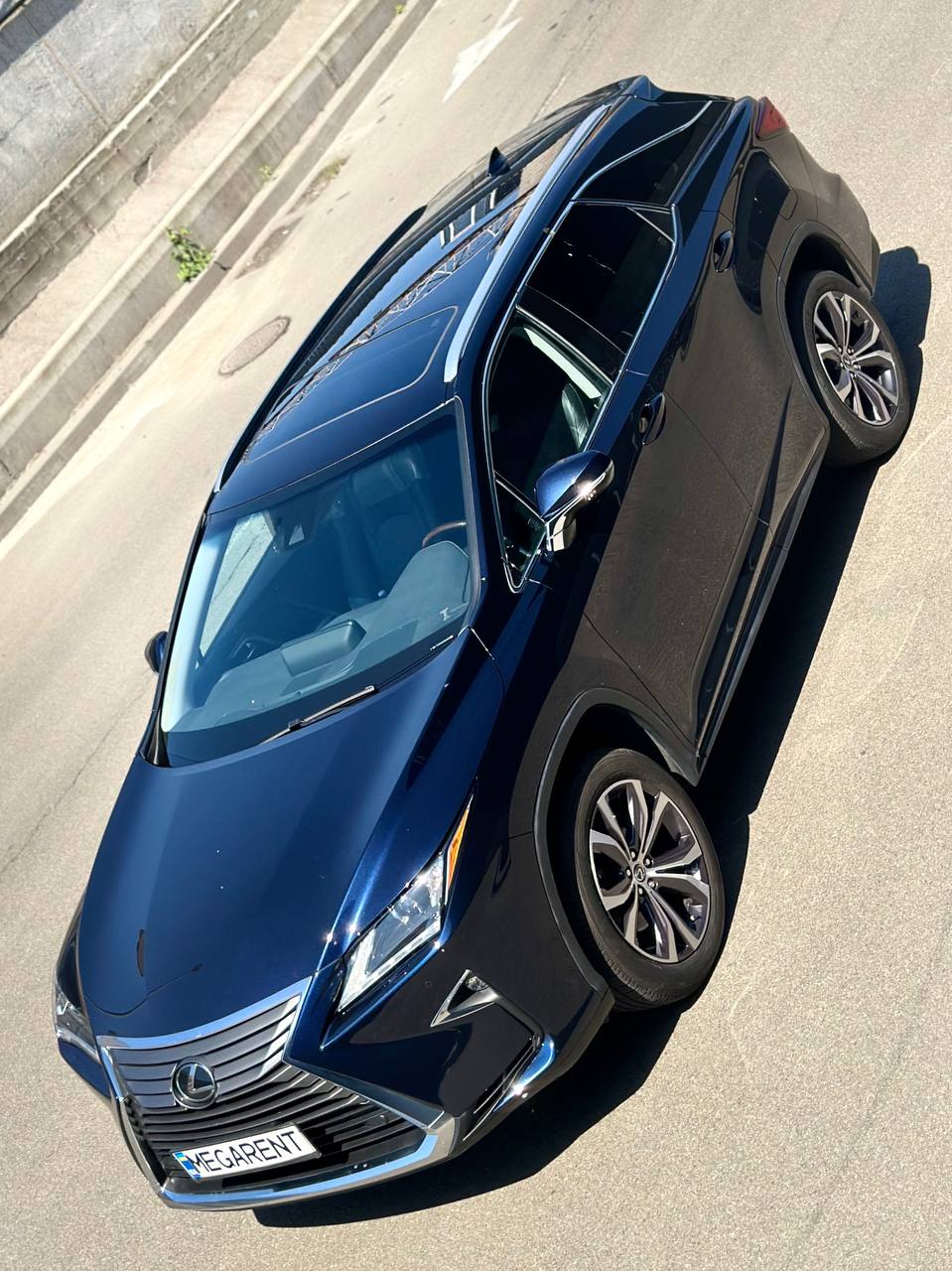   Lexus RX 350L   -  9