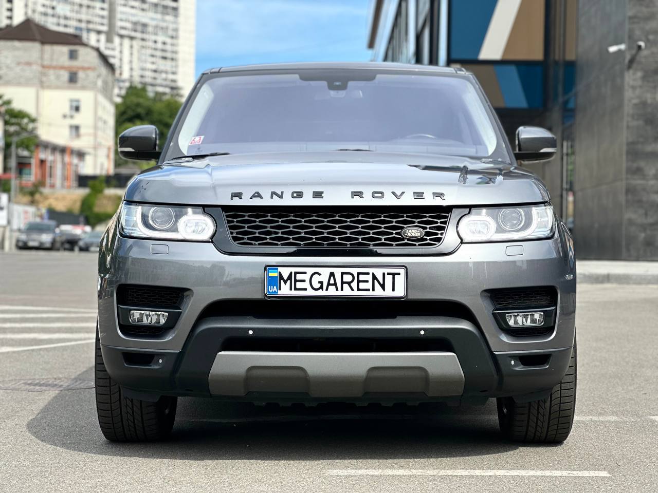   Land Rover Range Rover Sport   -  2