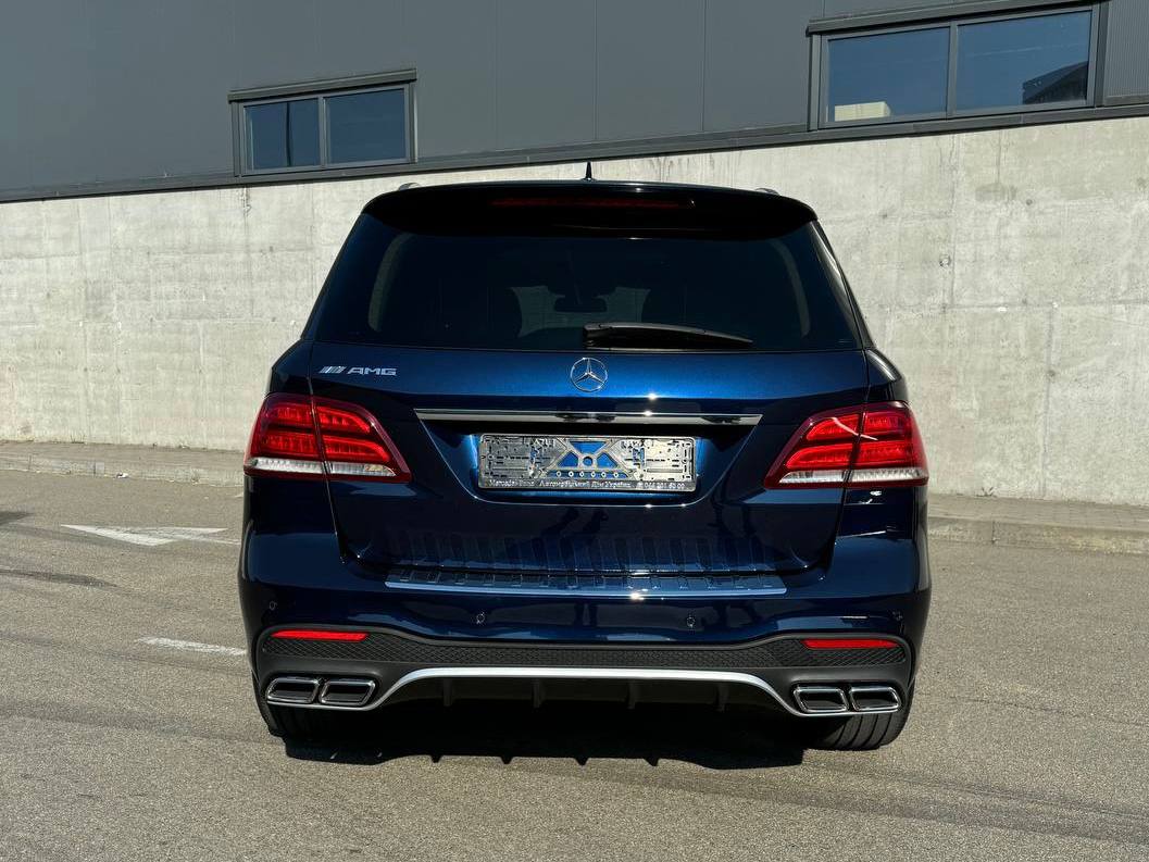   Mercedes-Benz GLE AMG   -  5