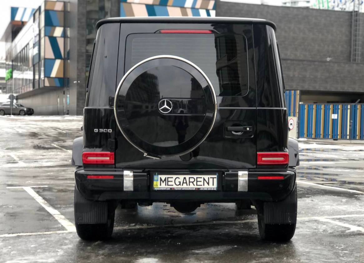   Mercedes-Benz G500   -  4