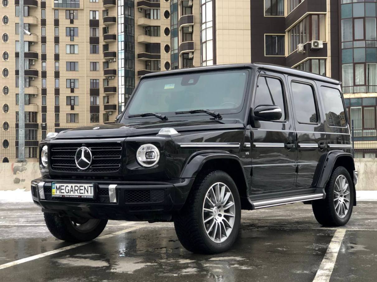   Mercedes-Benz G500   -  2