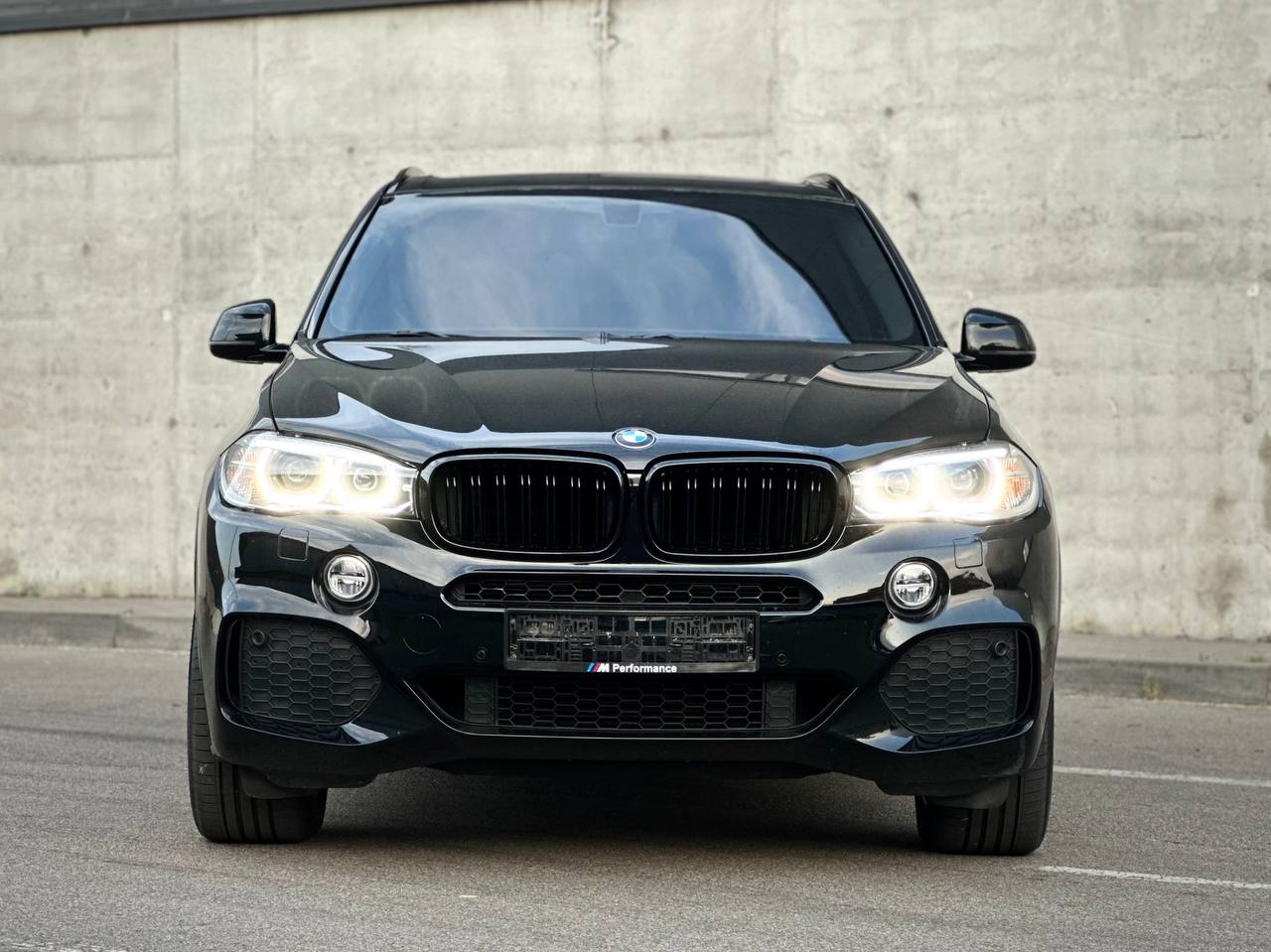   BMW X5   -  2