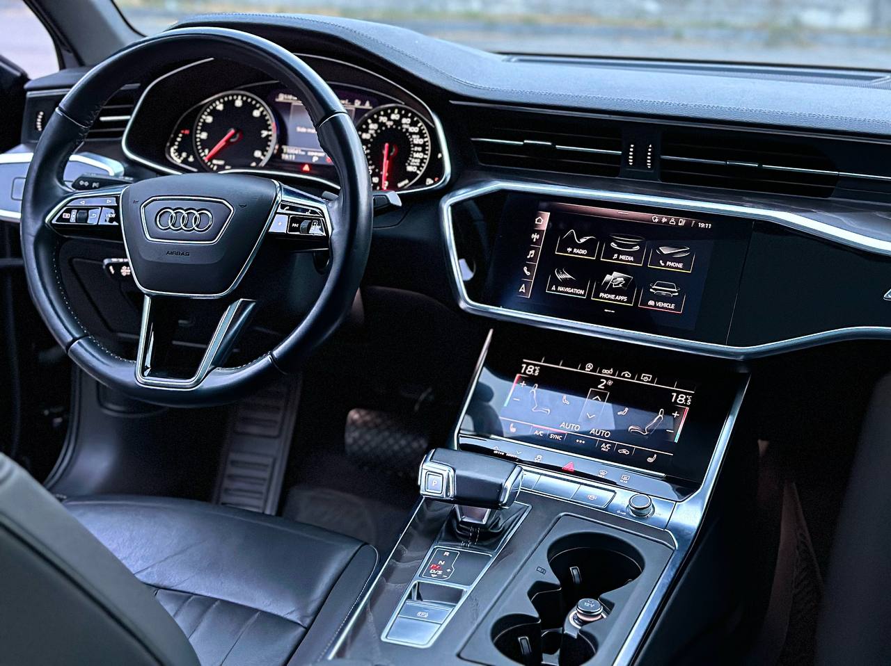   Audi A6 Quattro   -  7