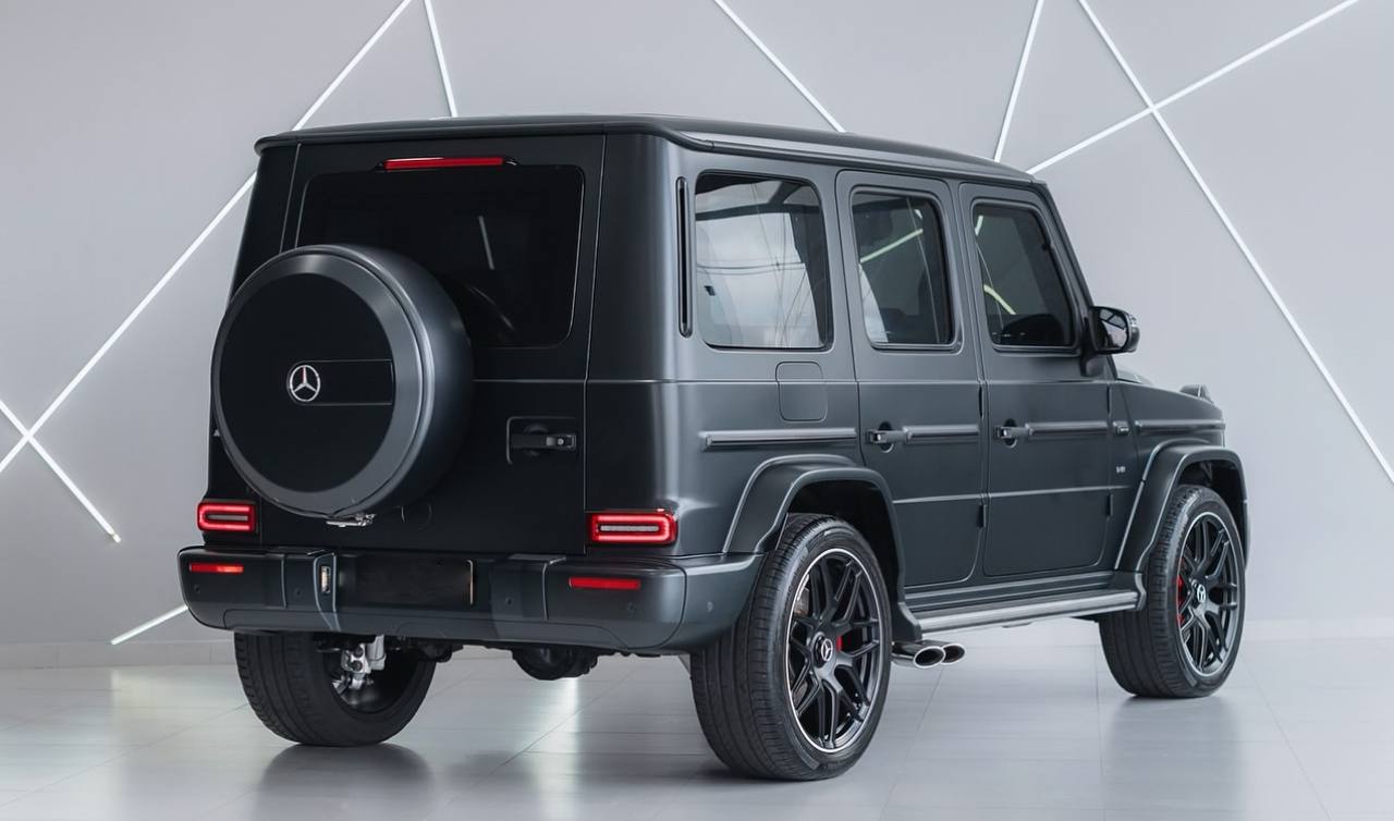   Mercedes-Benz G class Brabus   -  2