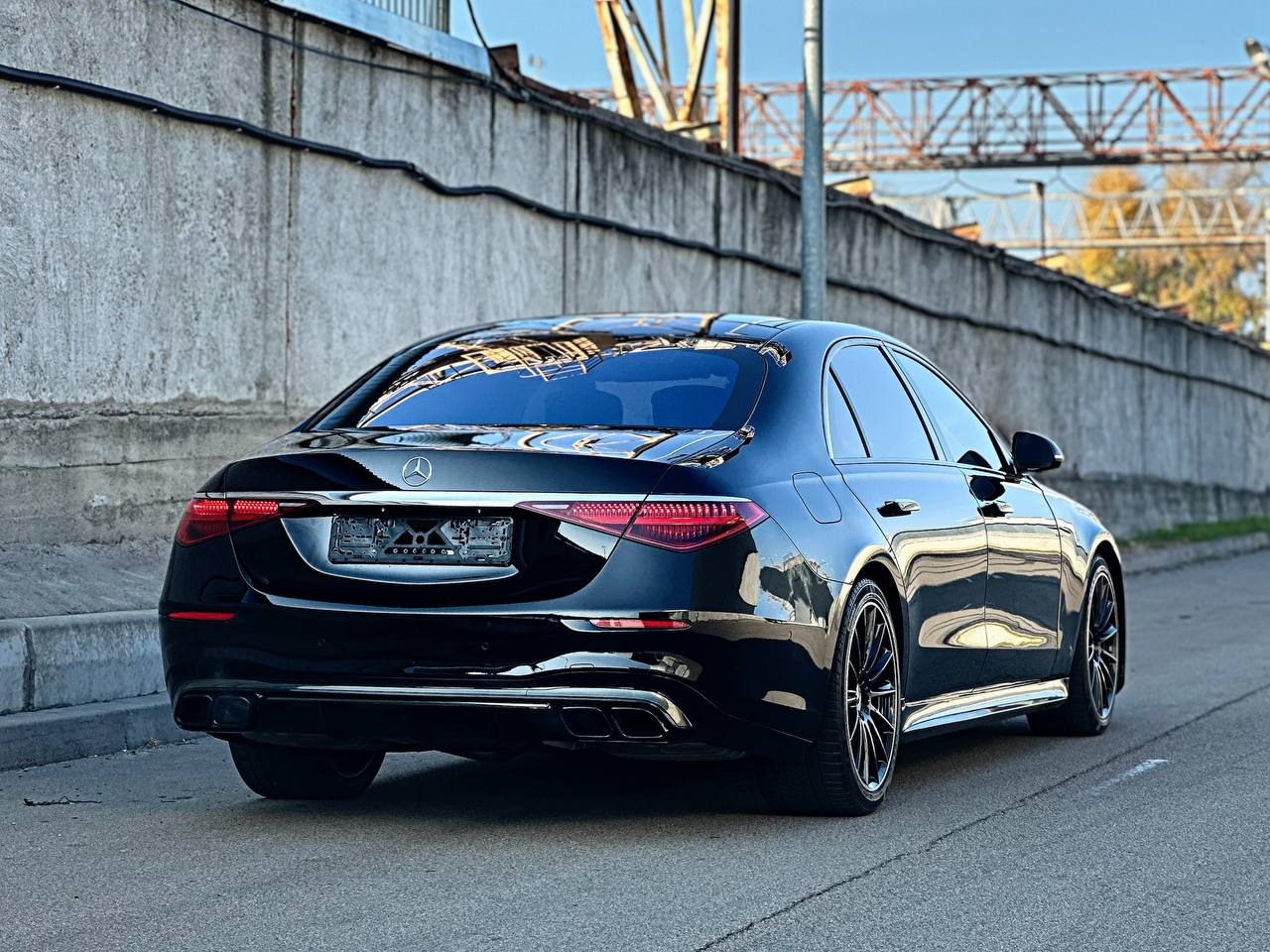   Mercedes-Benz S580 Long   -  5