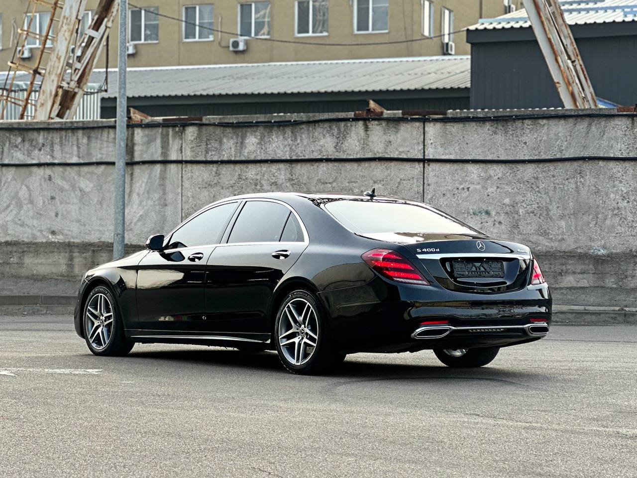   Mercedes-Benz S400d Long   -  5