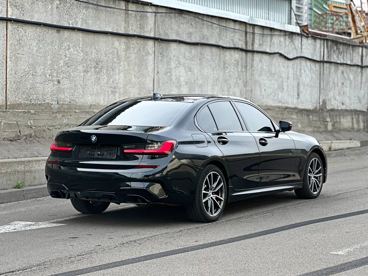   BMW 330i   -  5