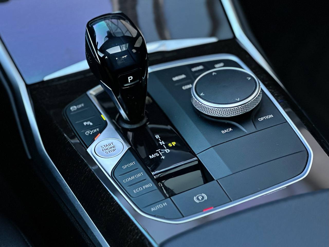   BMW 330i   -  8
