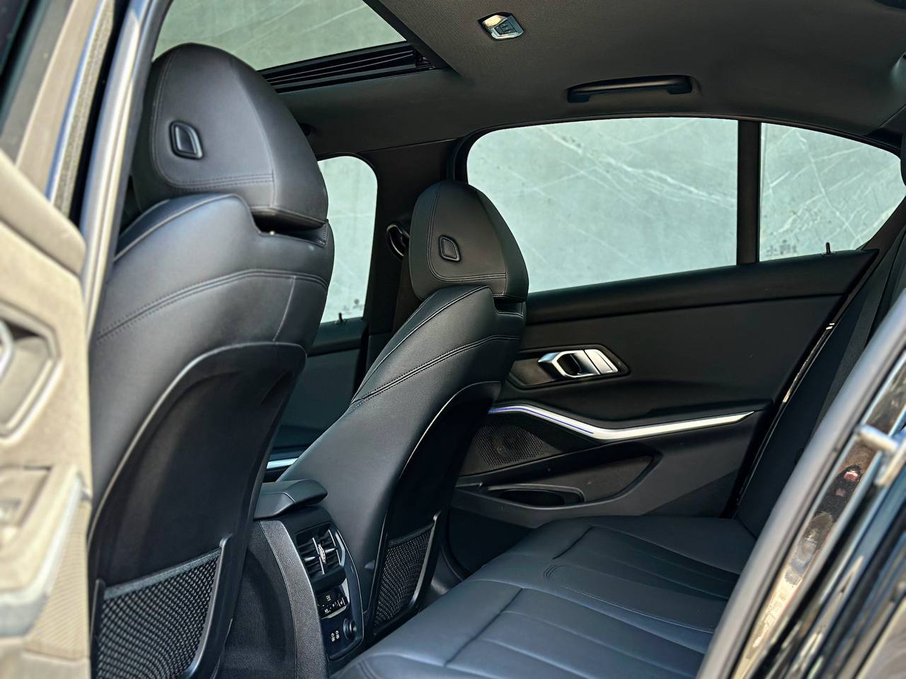   BMW 330i   -  9