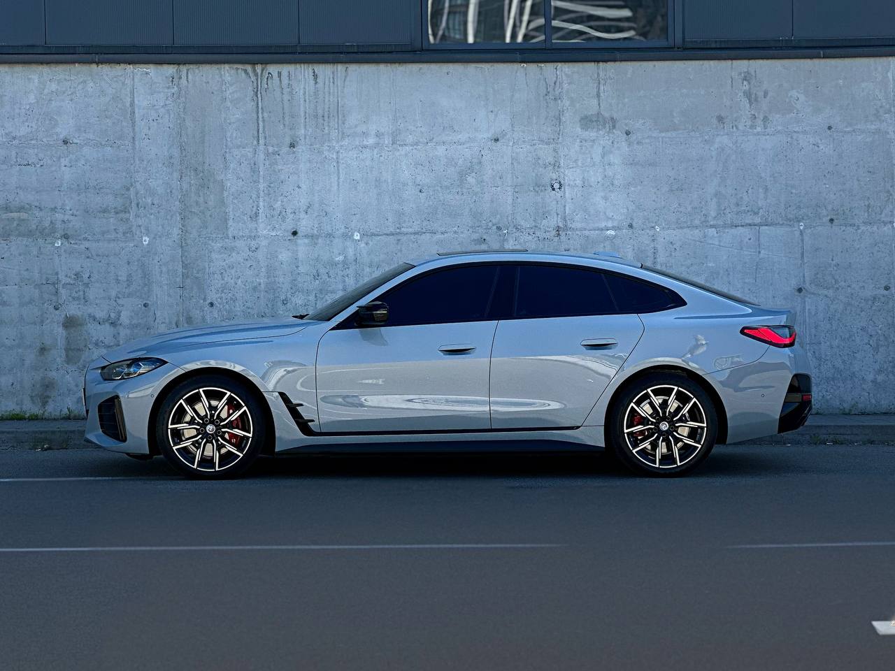   BMW I4 50   -  3
