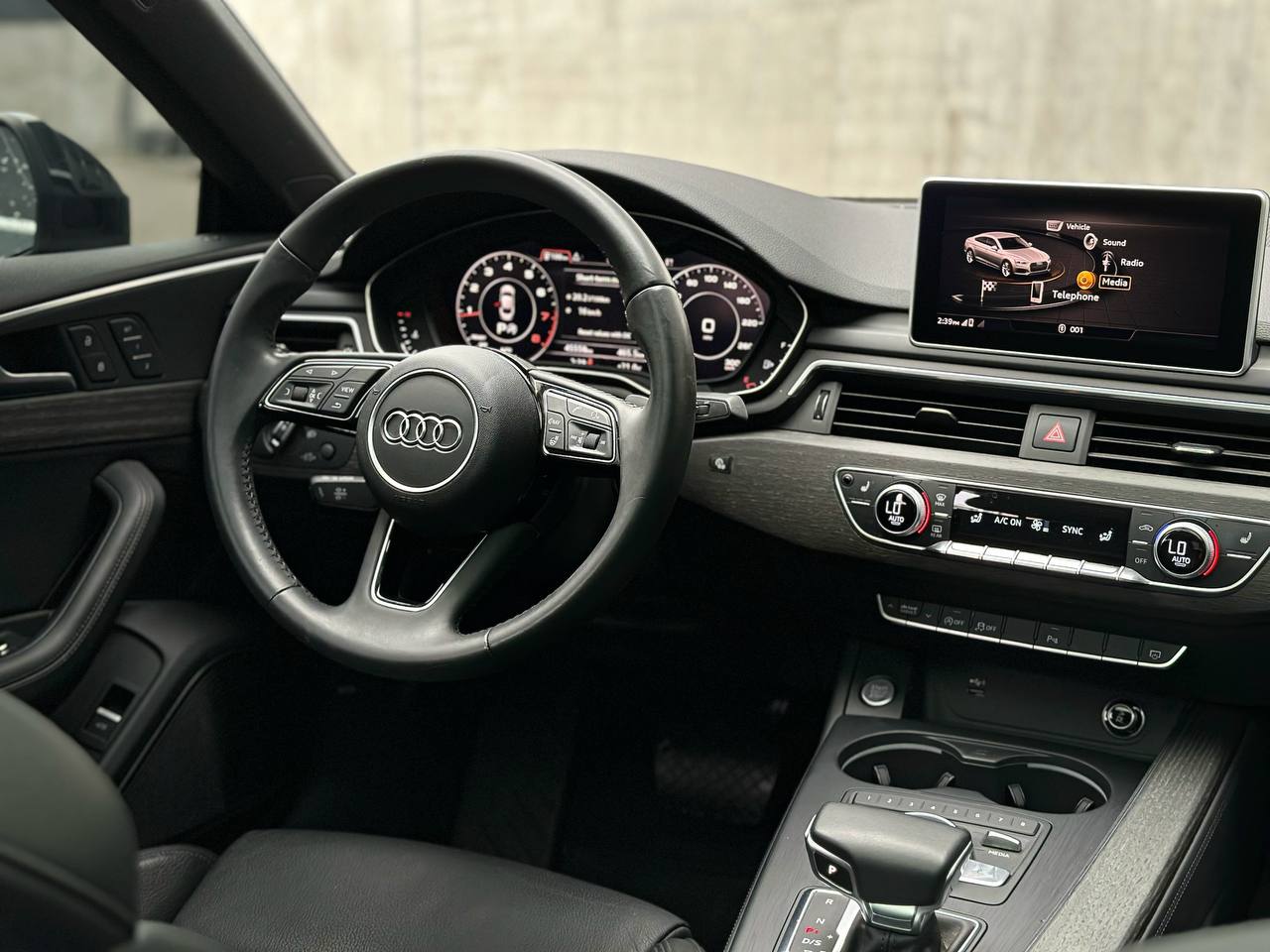   Audi A5 Quattro   -  7