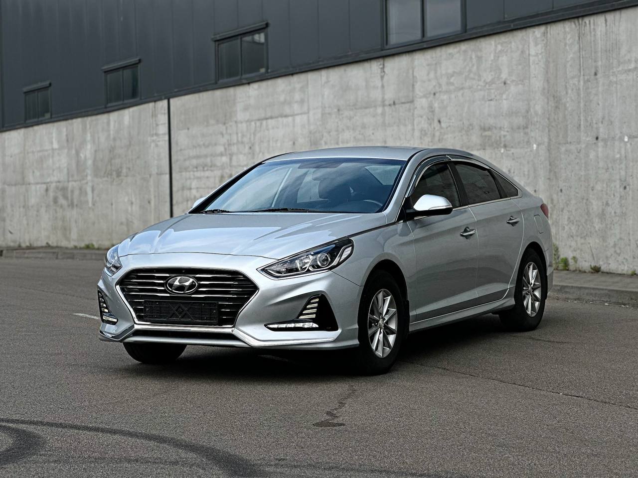   Hyundai Sonata LPI   -  2