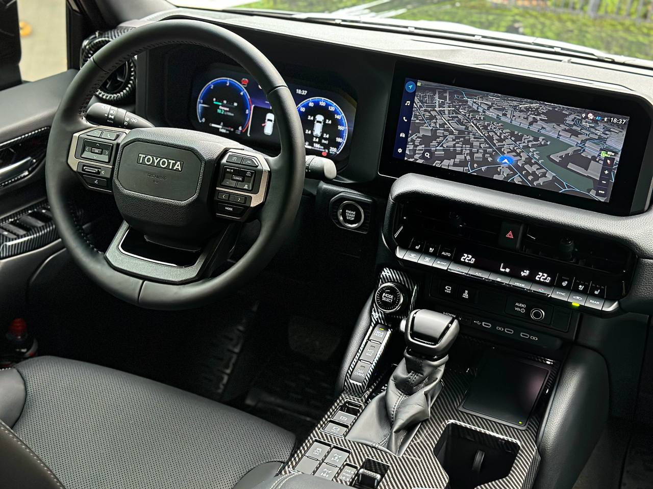   Toyota Land Cruiser Prado 250   -  6