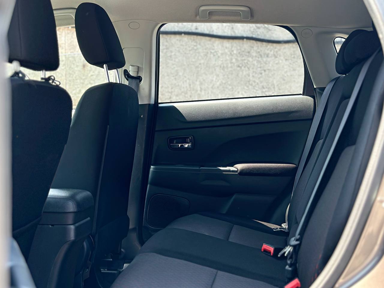   Mitsubishi ASX   -  6