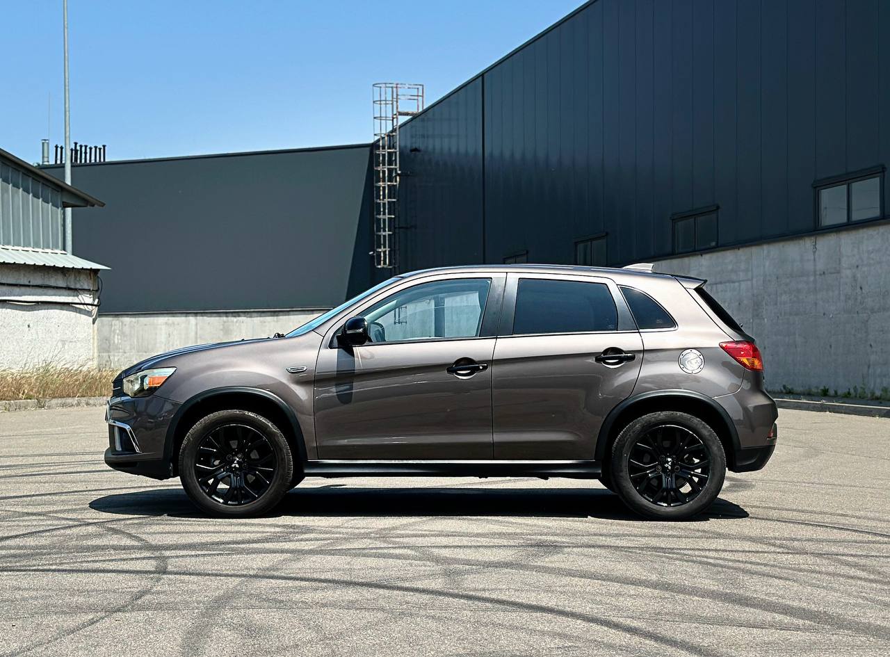   Mitsubishi ASX   -  3