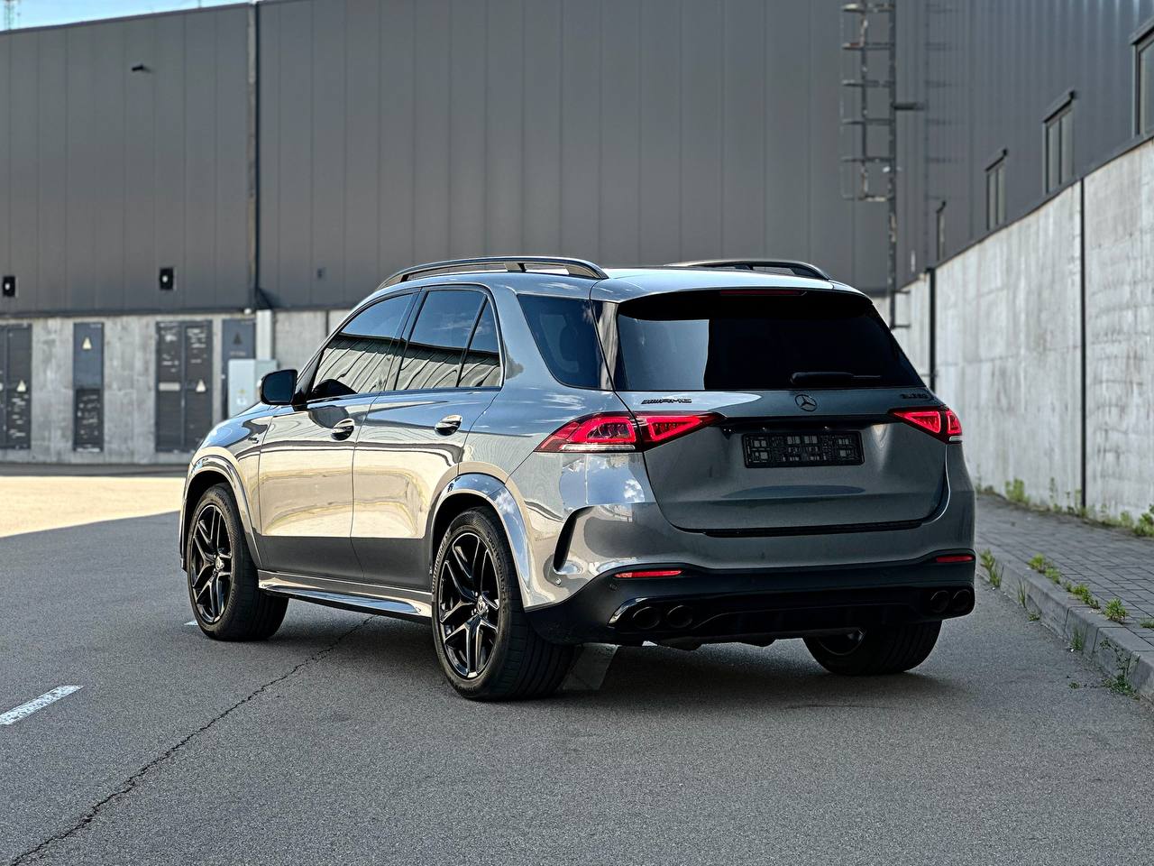  Mercedes Gle 53 AMG   -  4