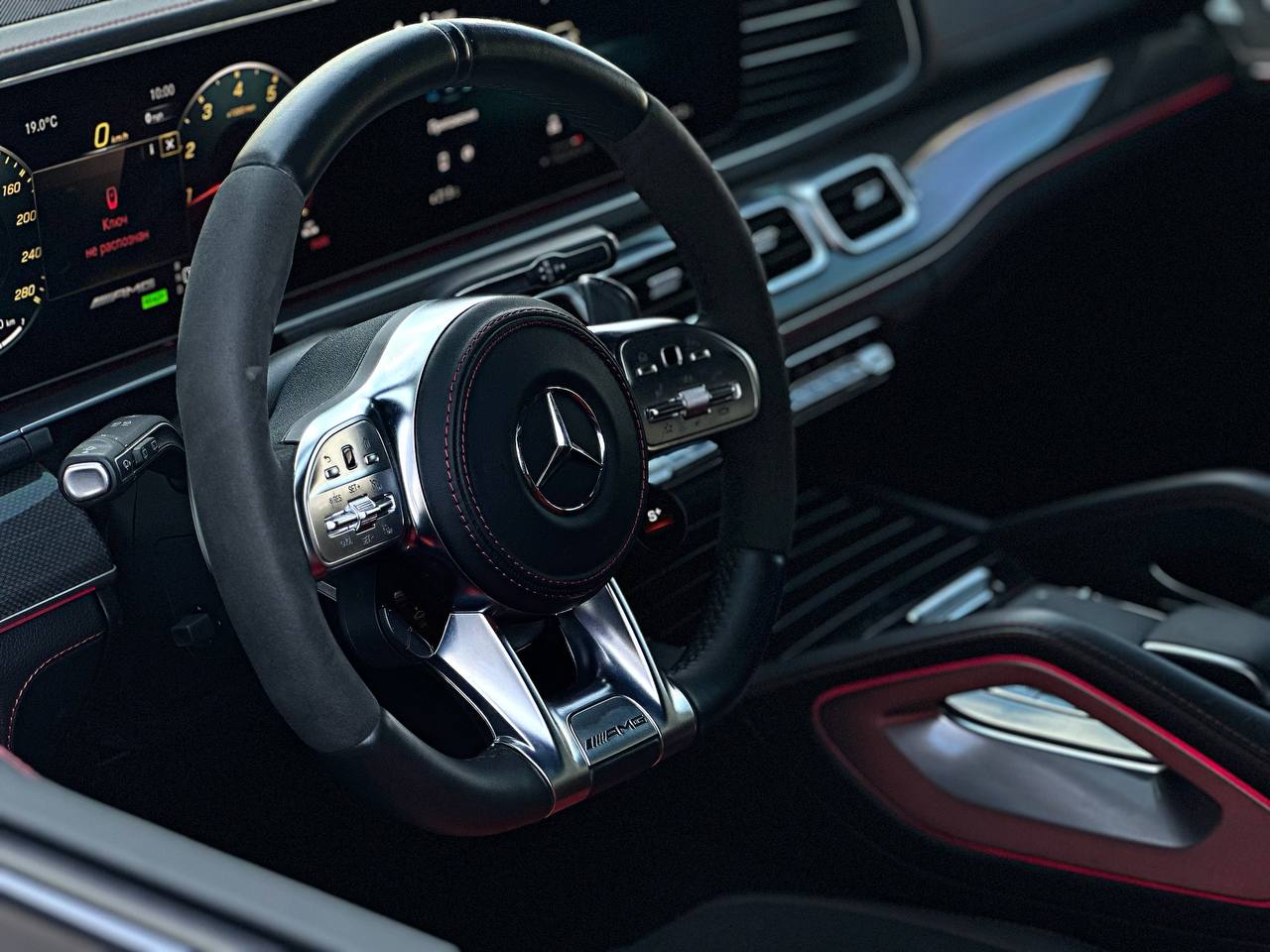   Mercedes Gle 53 AMG   -  6
