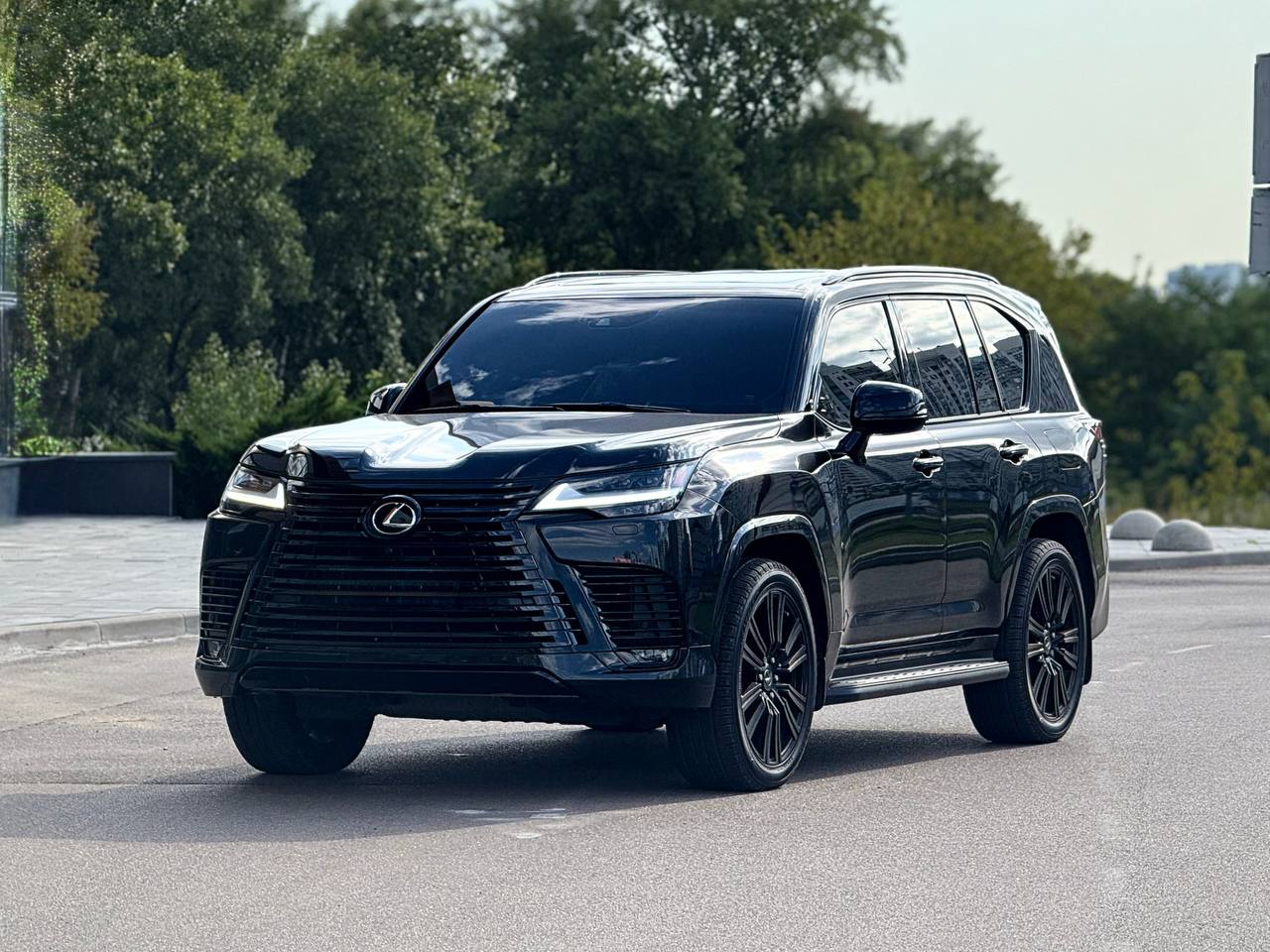   Lexus LX 500d   -  3