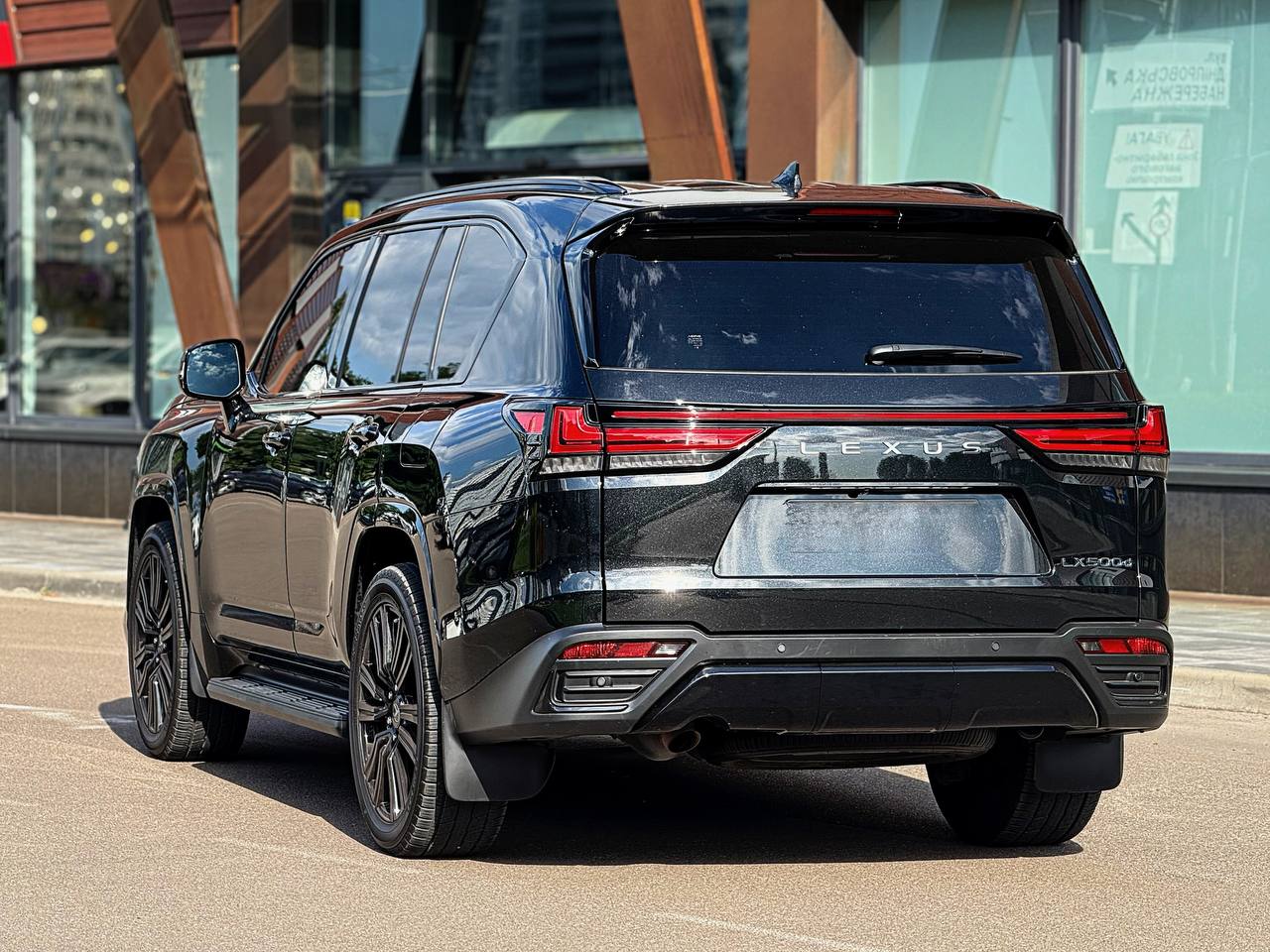   Lexus LX 500d   -  5