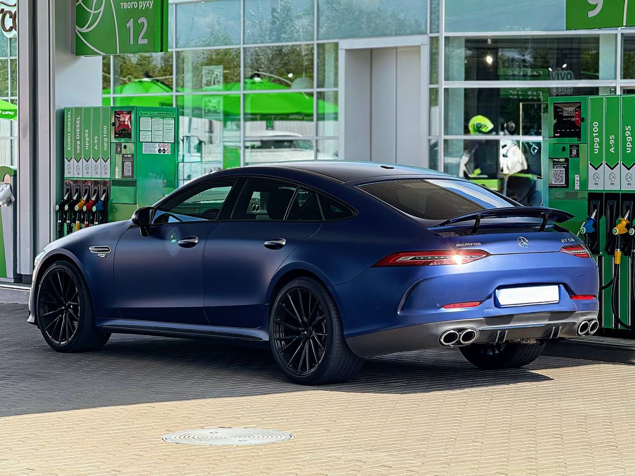   Mercedes-AMG GT 4-Door Coupe   -  5