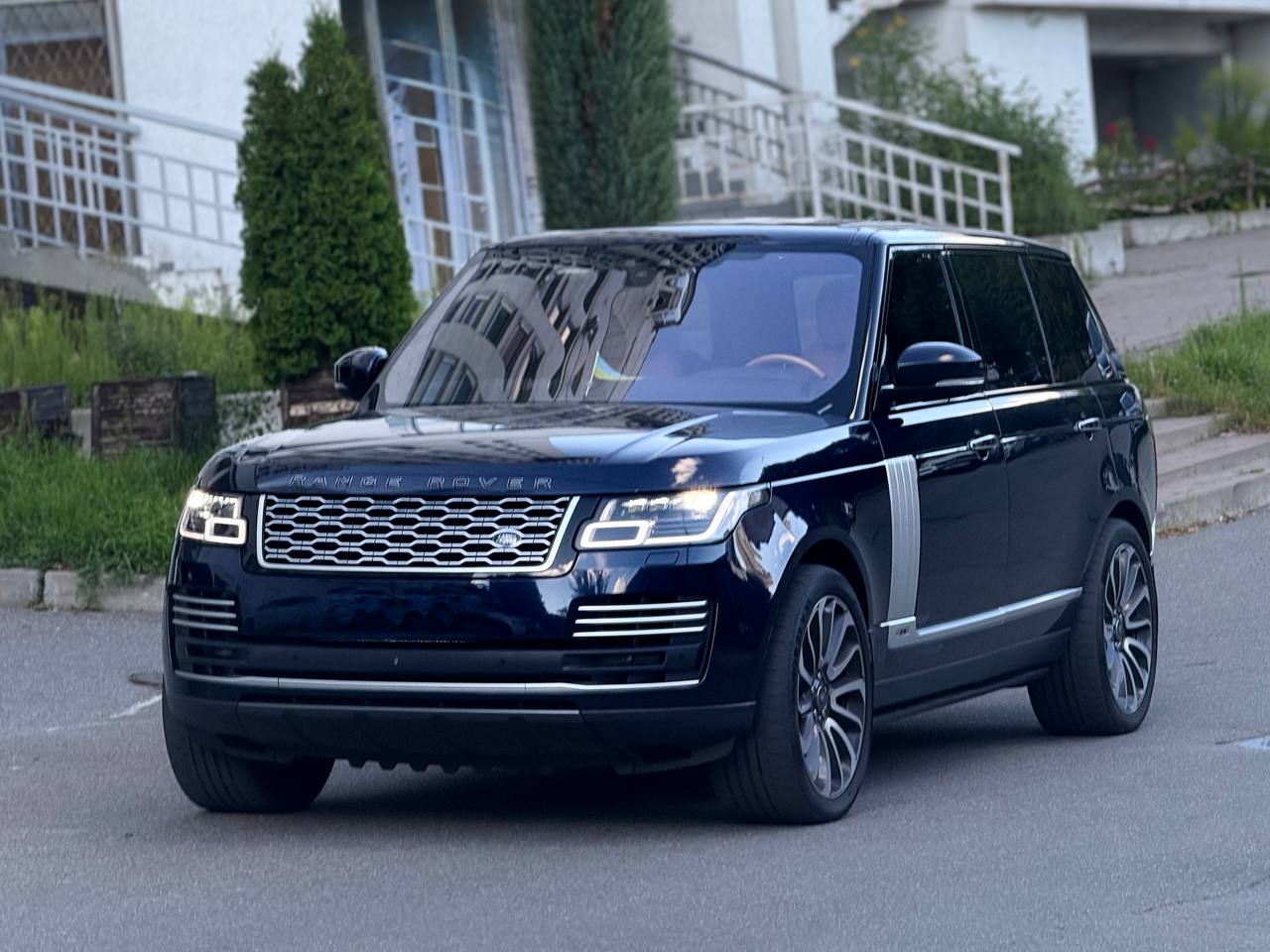   LAND ROVER RANGE ROVER   -  2