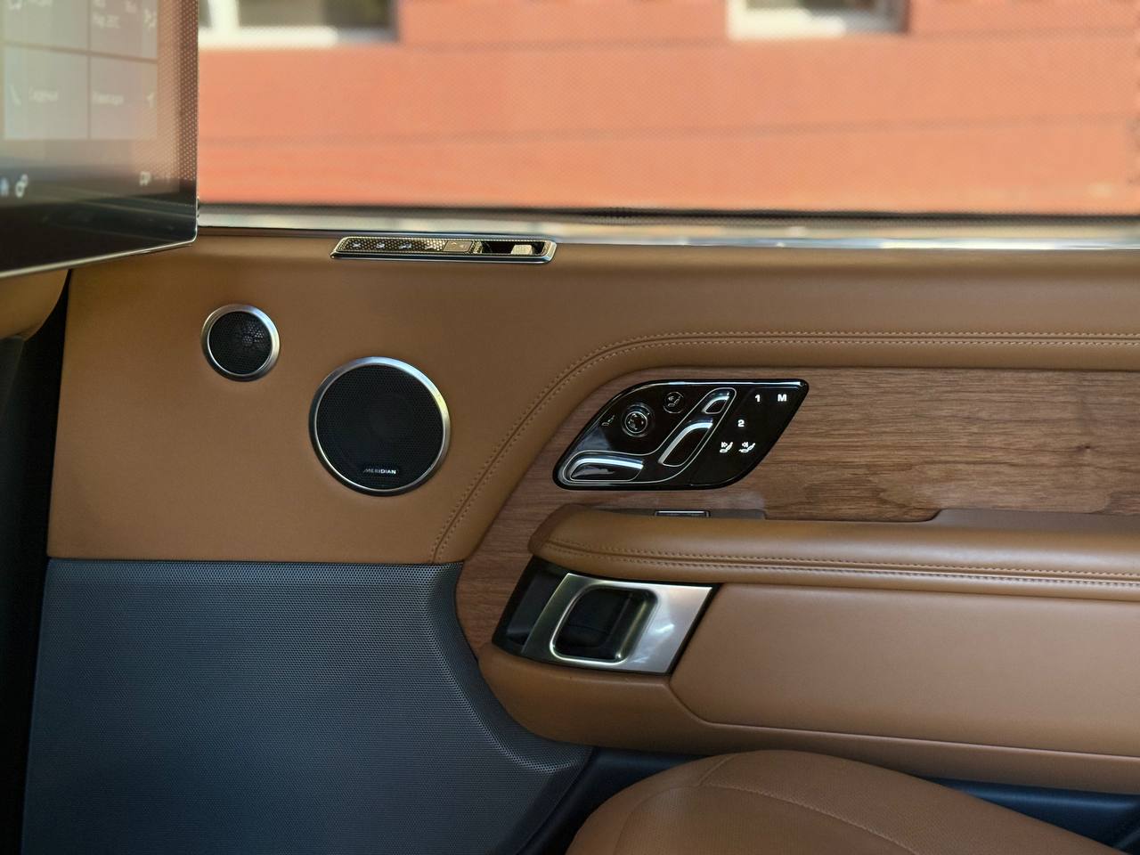   LAND ROVER RANGE ROVER   -  9