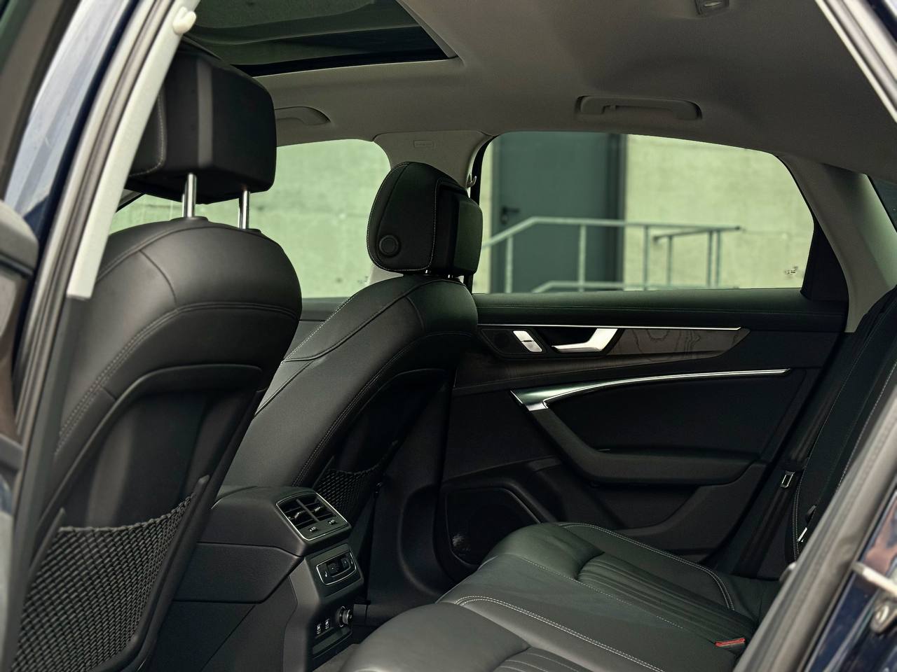   Audi A6 Quattro   -  9