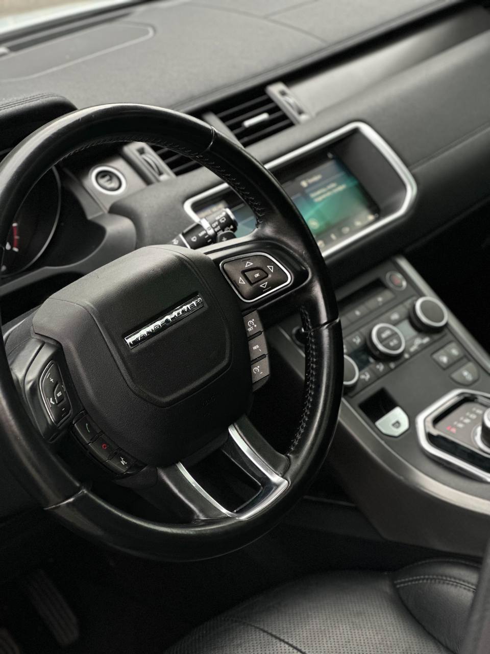   RANGE ROVER EVOQUE   -  5
