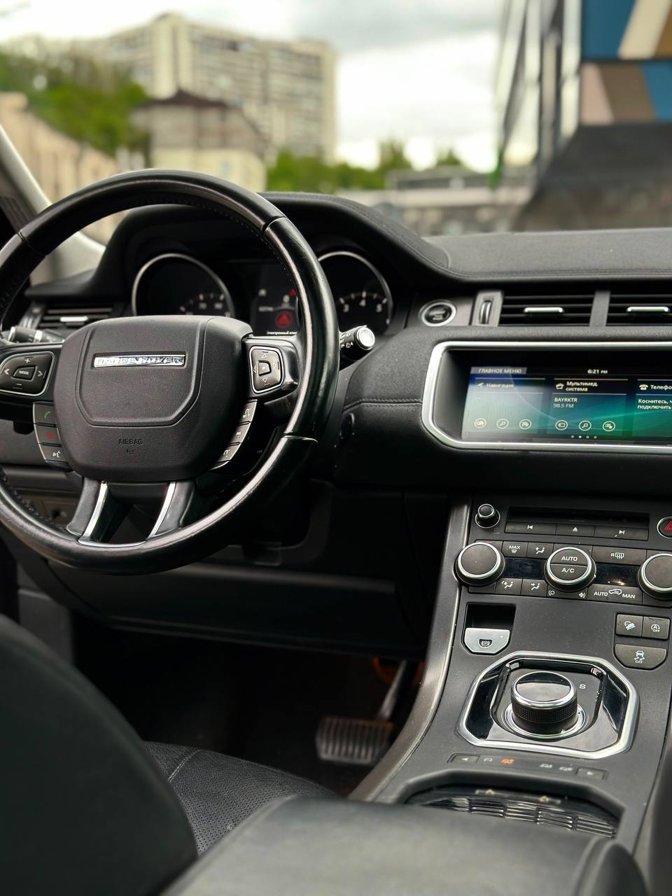   RANGE ROVER EVOQUE   -  6