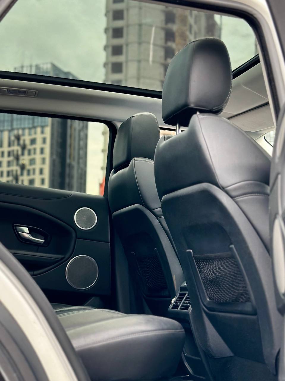   RANGE ROVER EVOQUE   -  7
