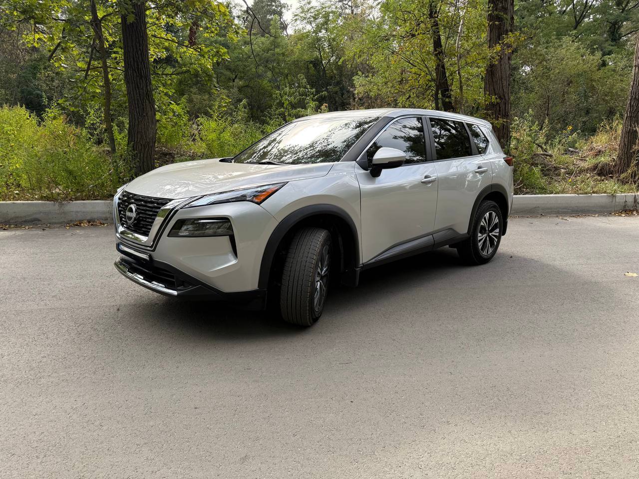   Nissan Rogue   -  3