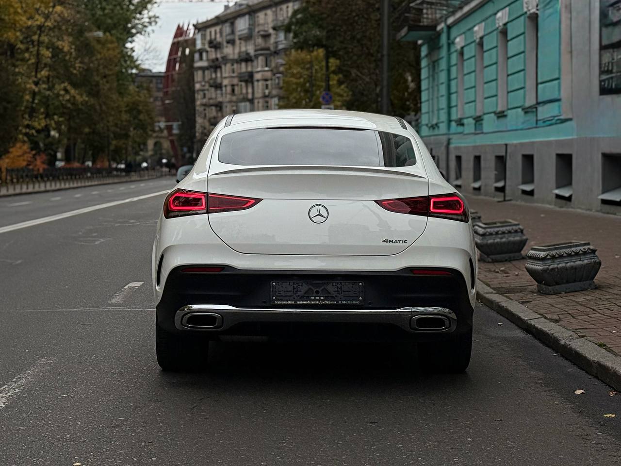   Mercedes-Benz GLE   -  6