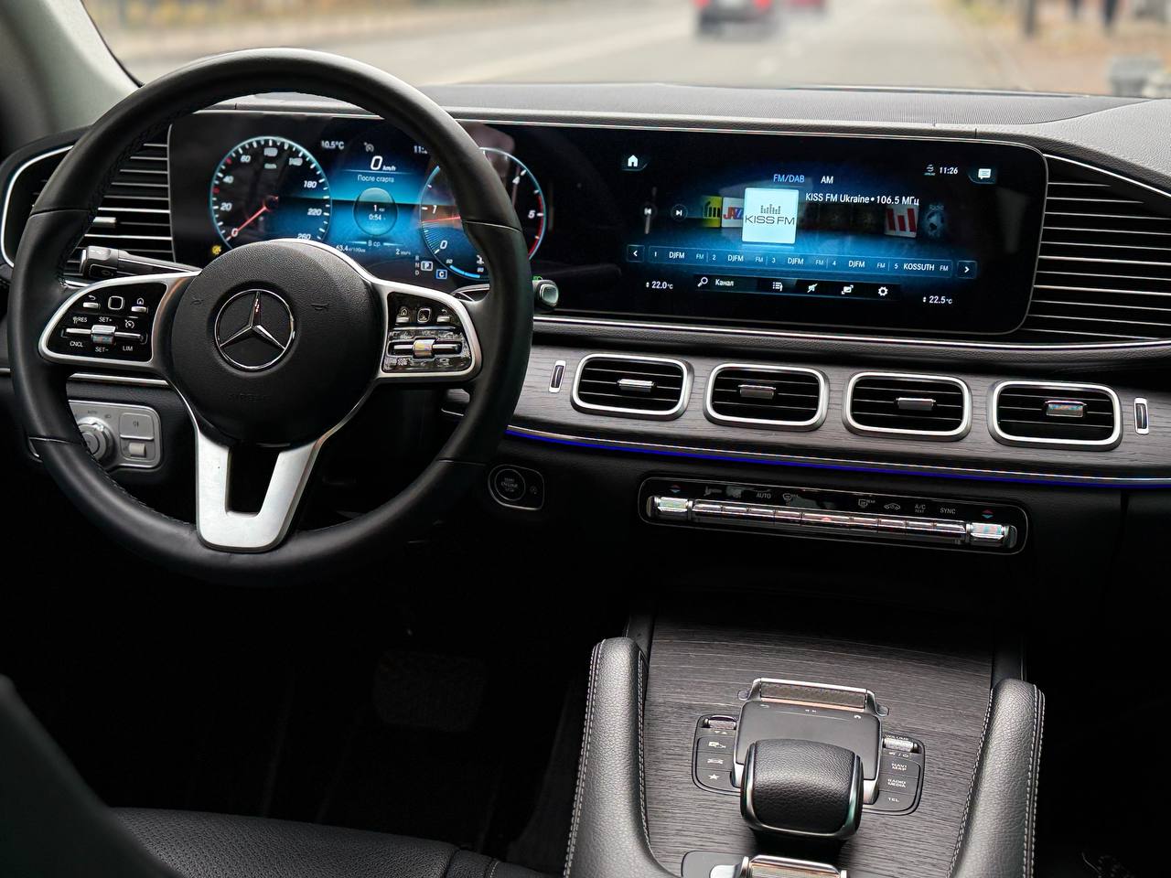   Mercedes-Benz GLE   -  7