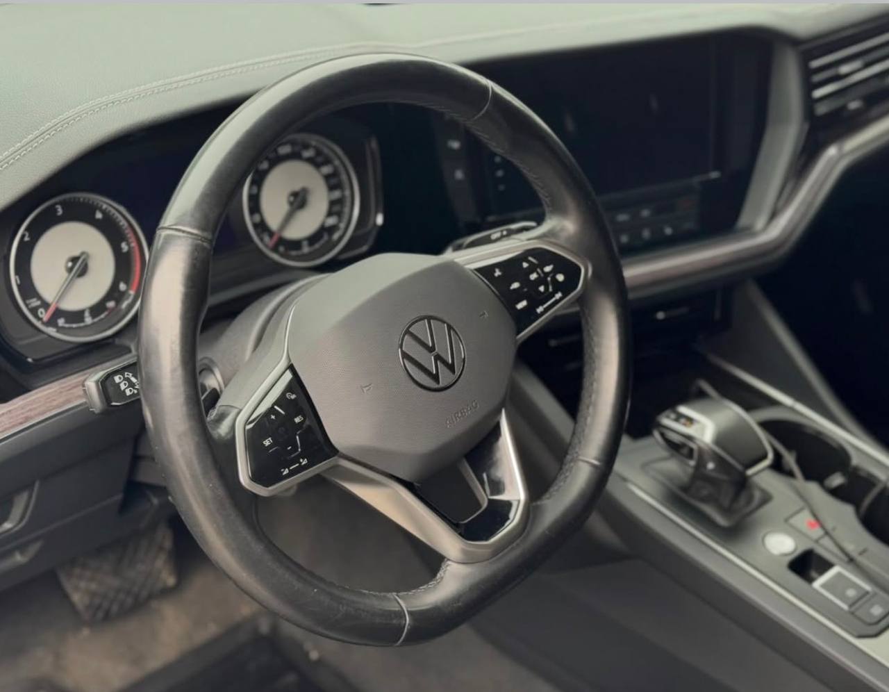 ������ ���� Volkswagen Touareg � ��� - ���� 5