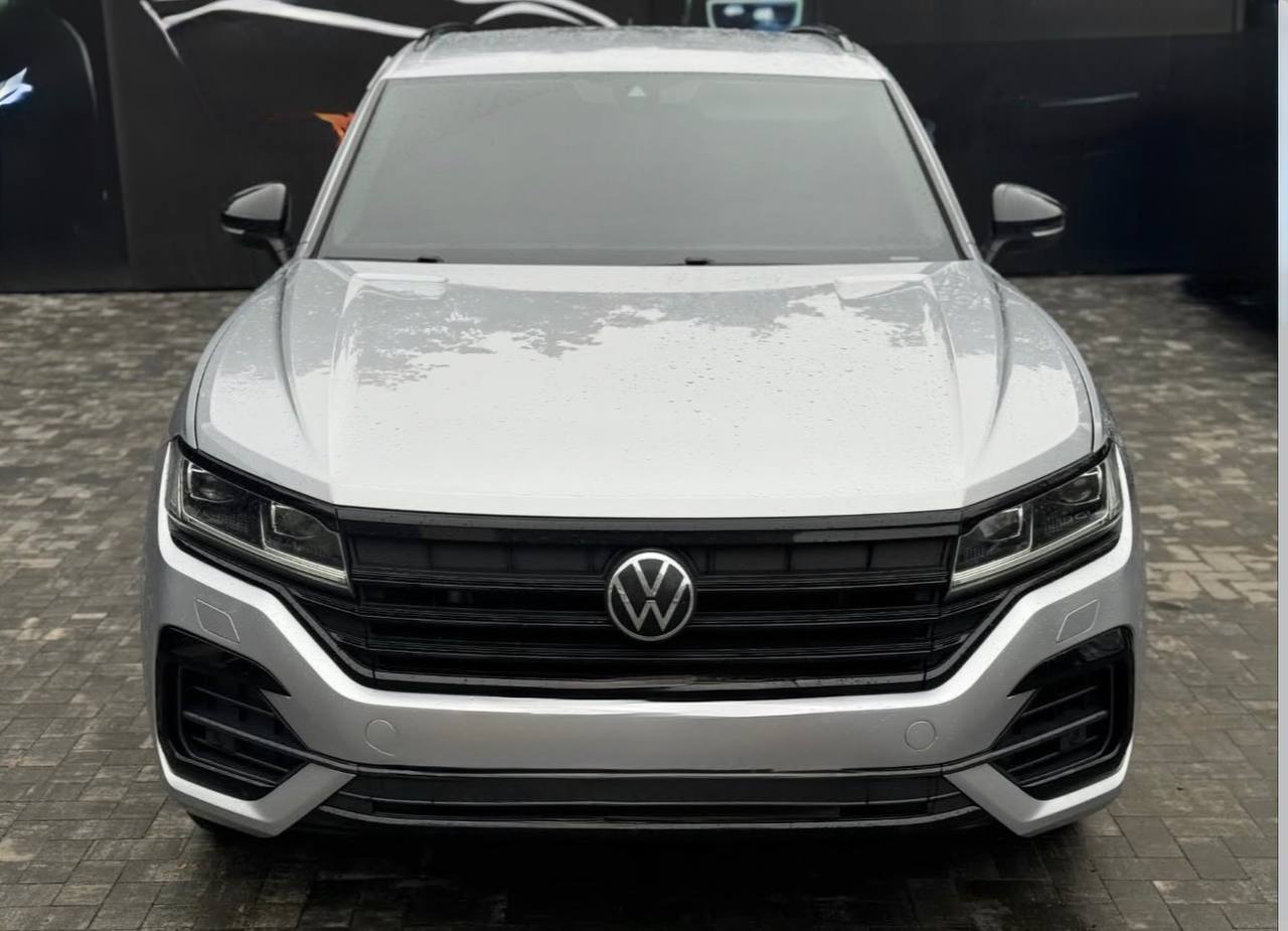 ������ ���� Volkswagen Touareg � ��� - ���� 2