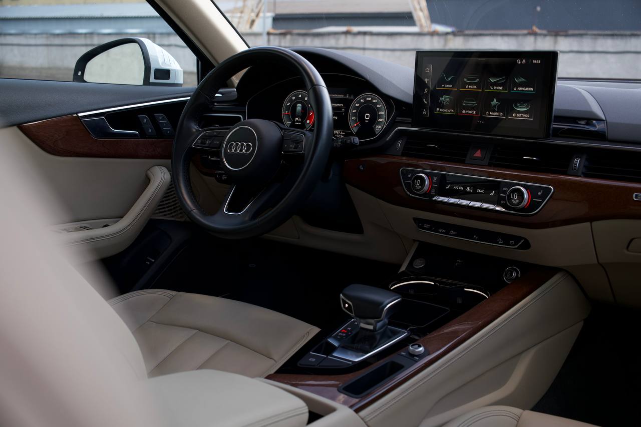 Car rental Audi A4 Allroad in Kyiv - photo 8