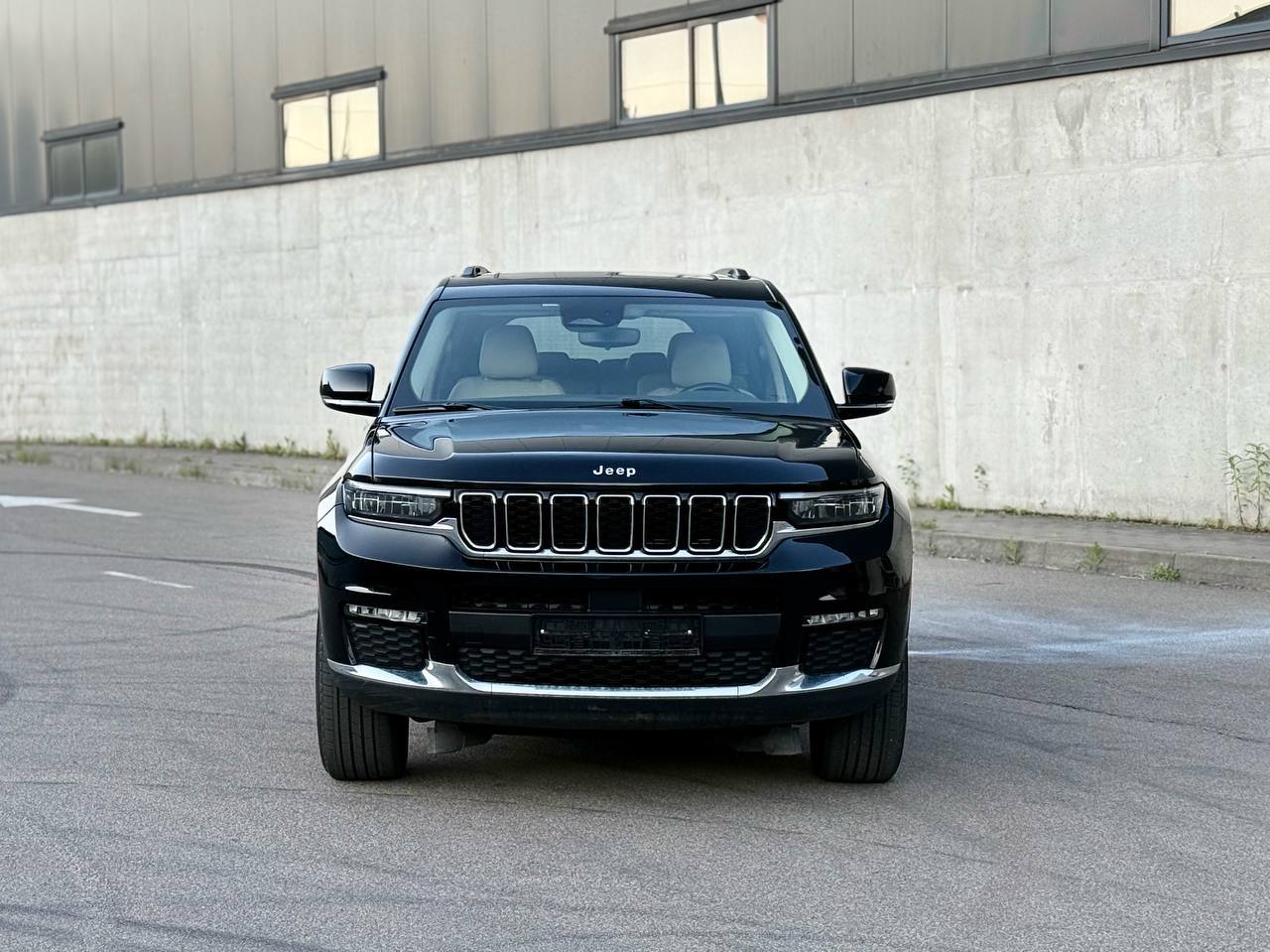 ������ ���� Jeep Grand Cherokee � ��� - ���� 2