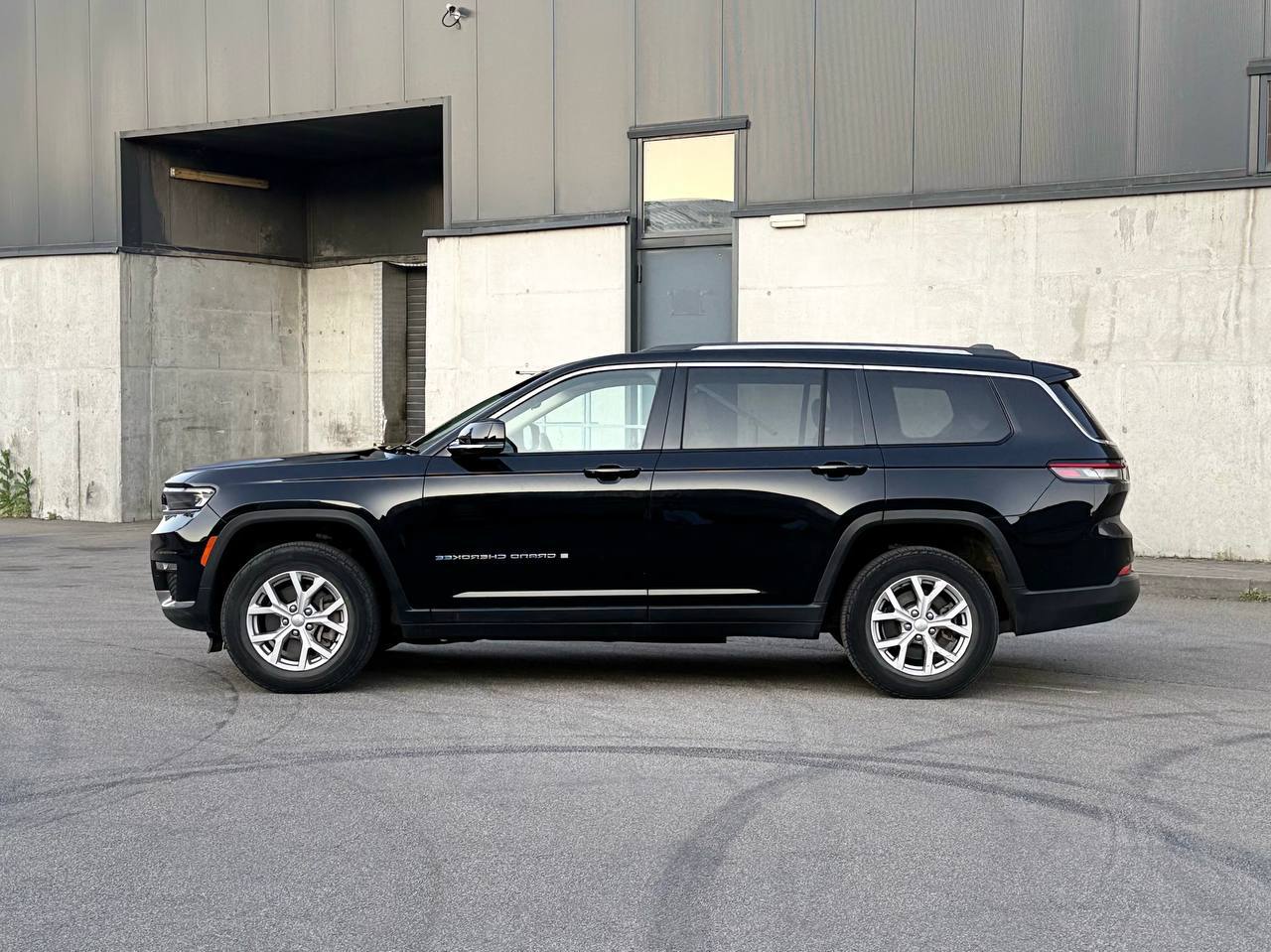 ������ ���� Jeep Grand Cherokee � ��� - ���� 4