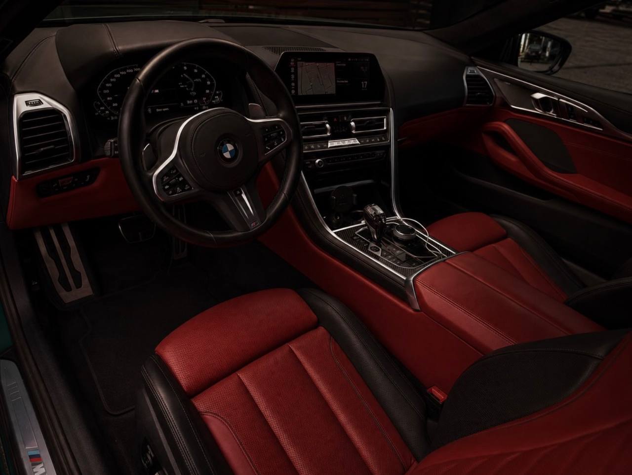 ������ ���� BMW 850i � ��� - ���� 5