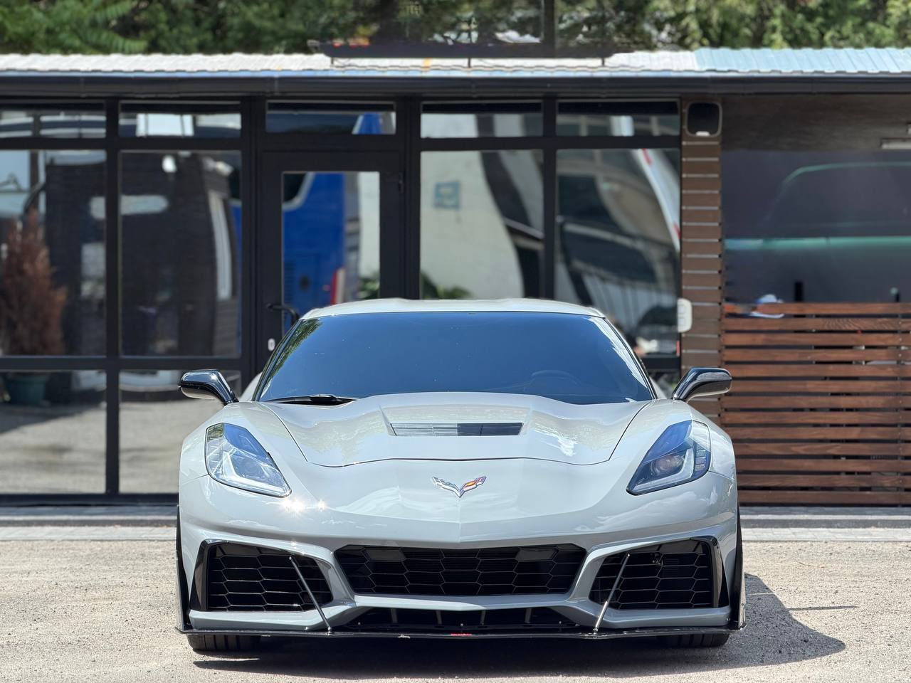 ������ ���� Chevrolet Corvette Stingray � ����� - ���� 2