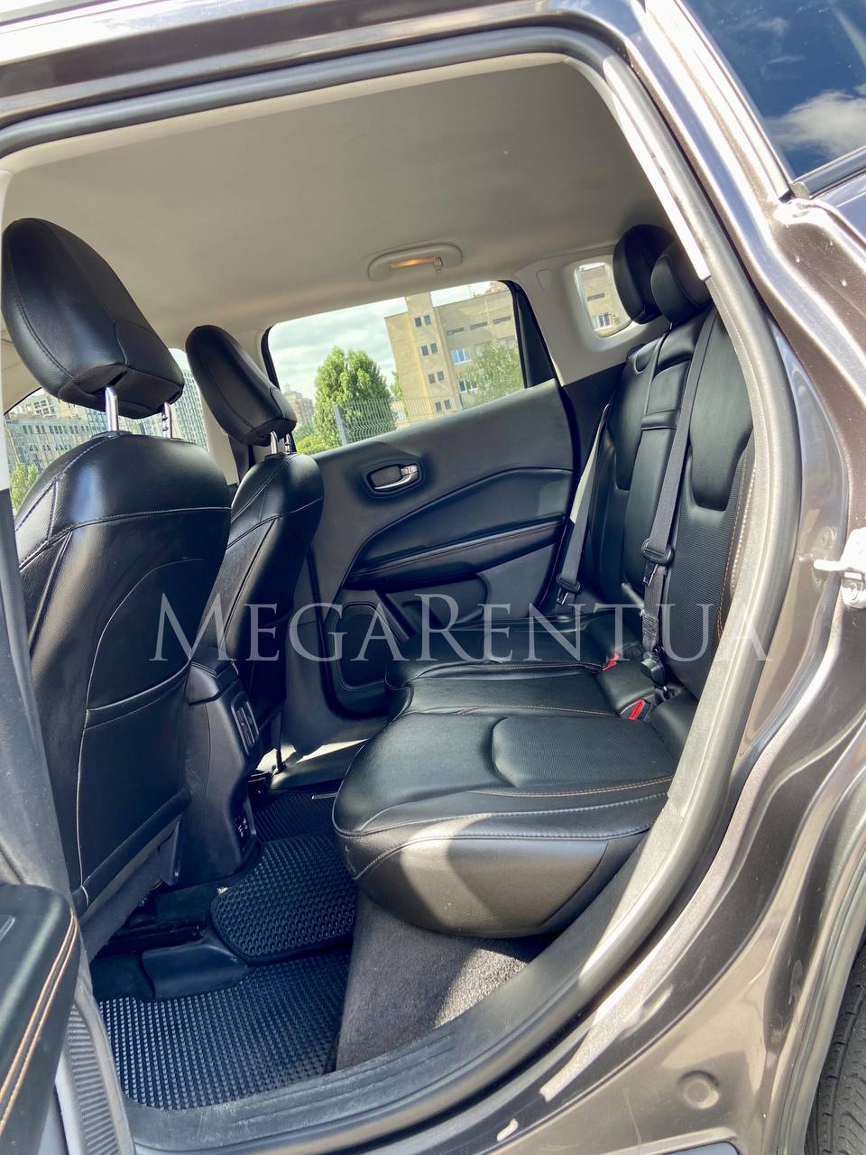   JEEP COMPASS   -  6