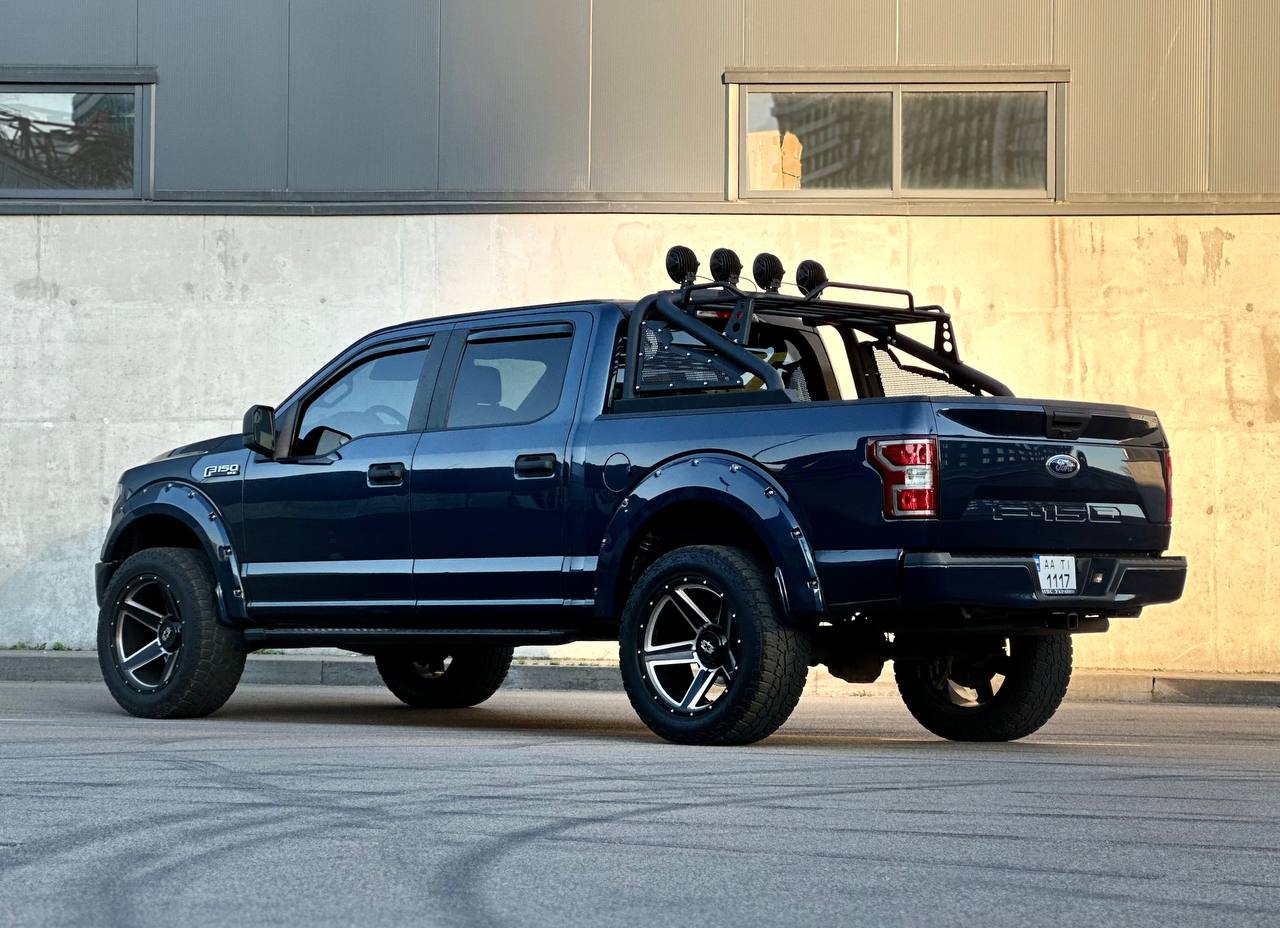   Ford F150   -  3